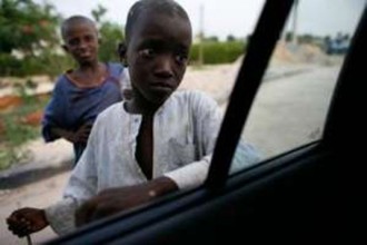 Sénégal : Macky Sall décide de «réexporter» les enfants talibés vers leur pays dÂ’origine, après lÂ’incendie mortel dÂ’une école coranique